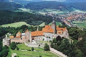 [title] - Der Odenwald hält interessante Sehenswürdigkeiten parat, darunter Natur- und Kulturdenkmäler, hübsche Altstädte und Museen. Ein Ausflug in den Odenwald ist ein Erlebnis für die ganz Familie, das sich wunderbar mit einer Wanderung verbinden lässt. 