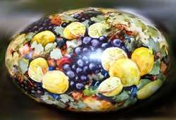 [title] - Das Ei spielt in vielen Kulturen als Symbol für das Leben und der Fruchtbarkeie eine zentrale Rolle und so nimmt es auch in der Kunst einen besonderen Stellenwert ein.Künstler aus vielen Ländern Europas zeigen auf vielfältige Art und Weise, wie kunstvoll sich das Ei gestalten lässt.