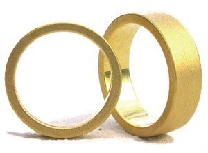 [title] - Eine offizielle Verlobung ist nicht zwingend, trrotzdem ist Verloben wieder in Mode gekommen. Die Verlobung kann entweder 